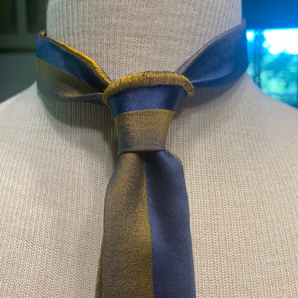 VERY EARLY DIOR PARIS NECKTIE - Picture 1 of 13